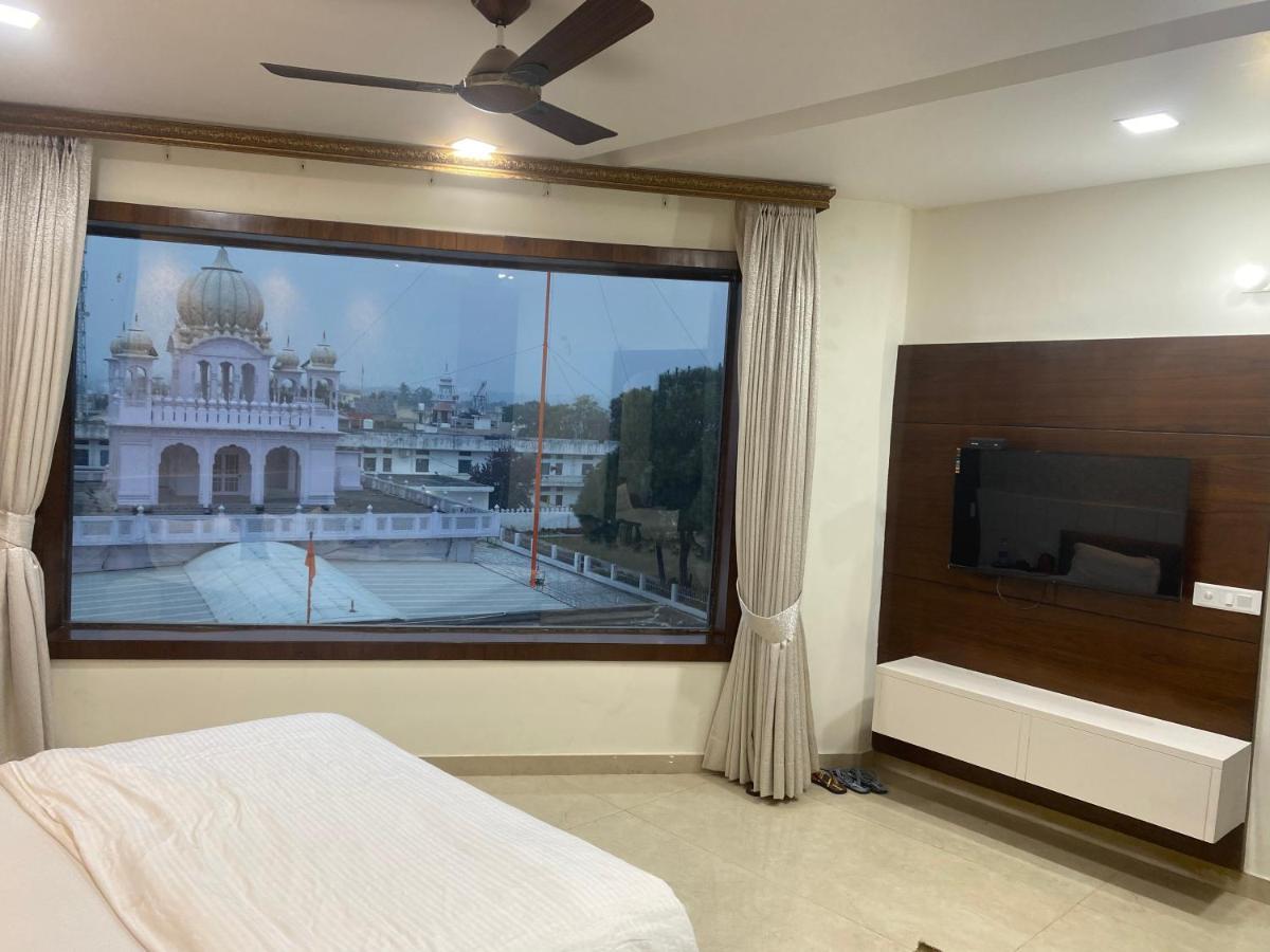 Hotel Temple View Inn Anandpur Sāhib Zewnętrze zdjęcie