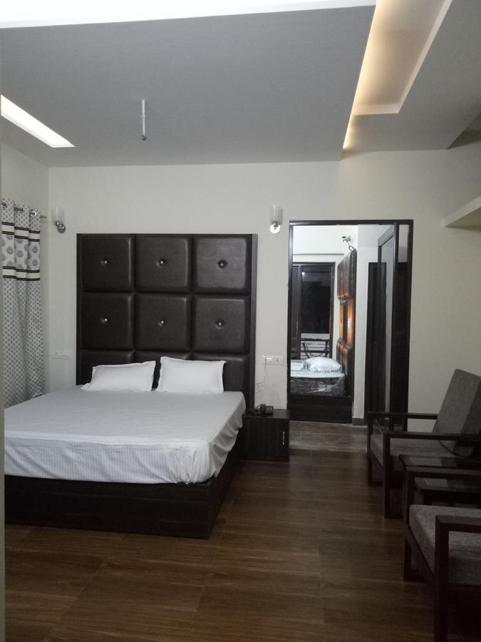 Hotel Temple View Inn Anandpur Sāhib Zewnętrze zdjęcie