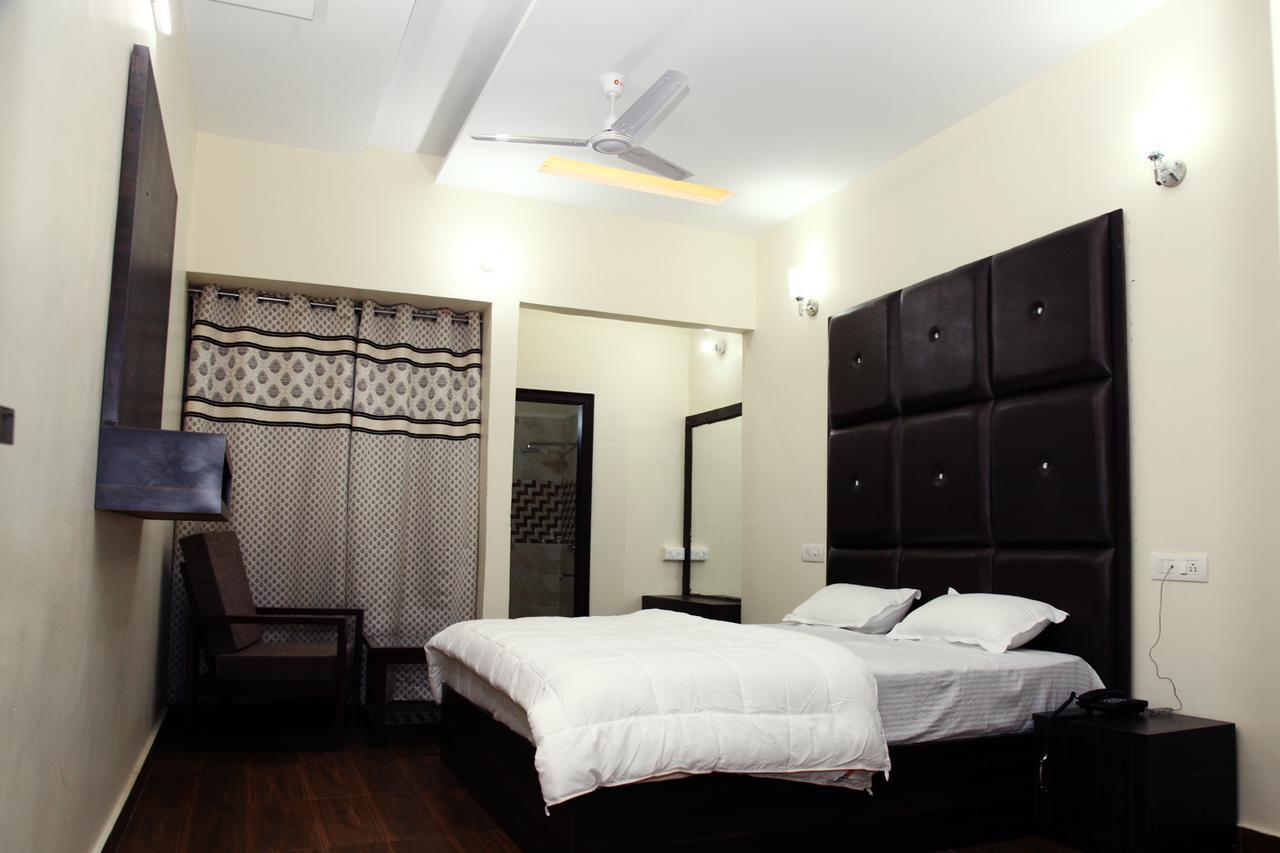 Hotel Temple View Inn Anandpur Sāhib Zewnętrze zdjęcie