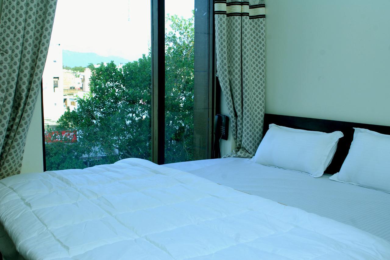 Hotel Temple View Inn Anandpur Sāhib Zewnętrze zdjęcie